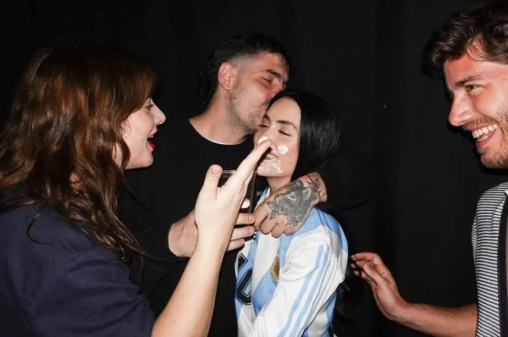 Lali Esp&oacute;sito - cumplea&ntilde;os