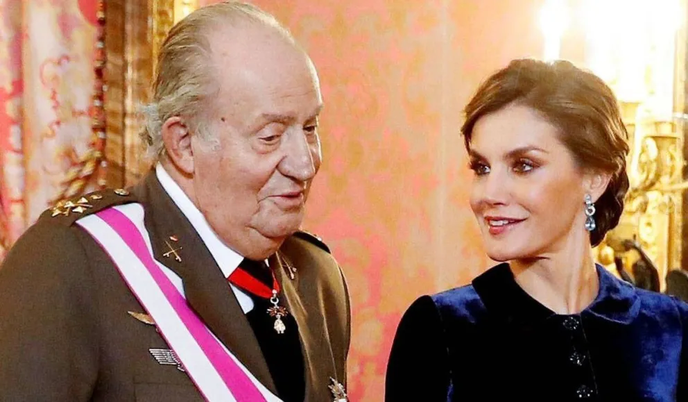 La amiga de Letizia Ortiz que habría tenido un romance con Juan Carlos I: qué sabía la reina de esta relación