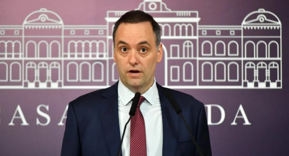 El Gobierno anunció que los cargos públicos ya no podrán ser hereditarios
