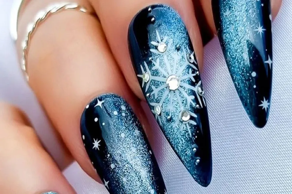 Descubre el Nail Art con inspiración astrológica: estilo y personalidad para tus manos