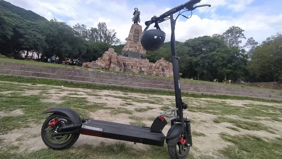 Monopatines y bicimotos: impulsan en Salta la regulación del uso de los Vehículos de Movilidad Personal