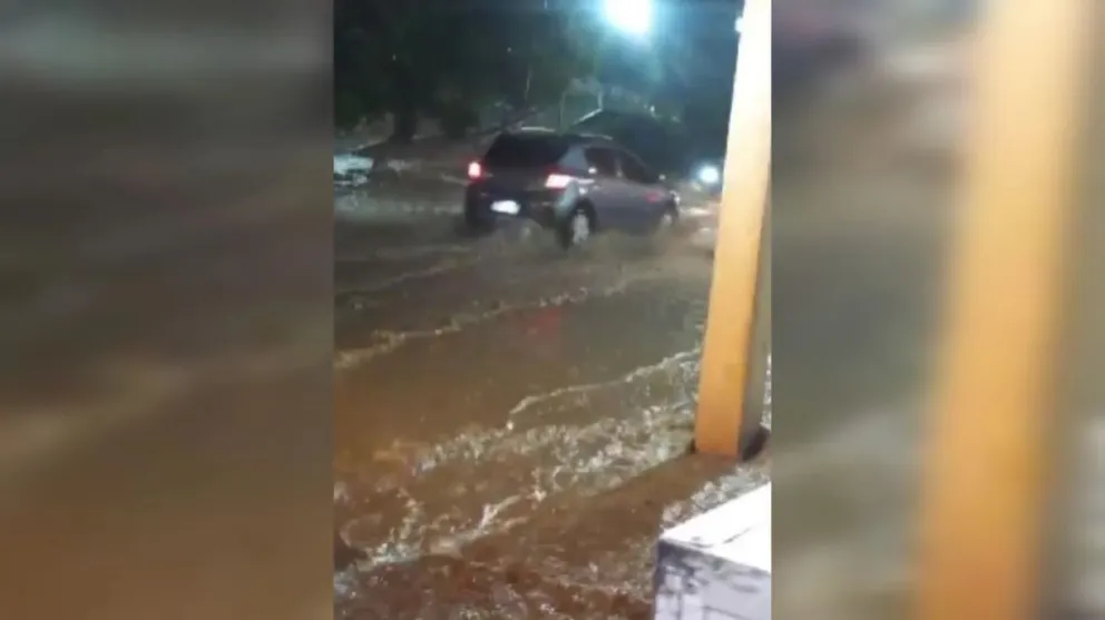 Fuerte temporal en Salta: varios vecinos de la capital y el interior se vieron ser evacuados