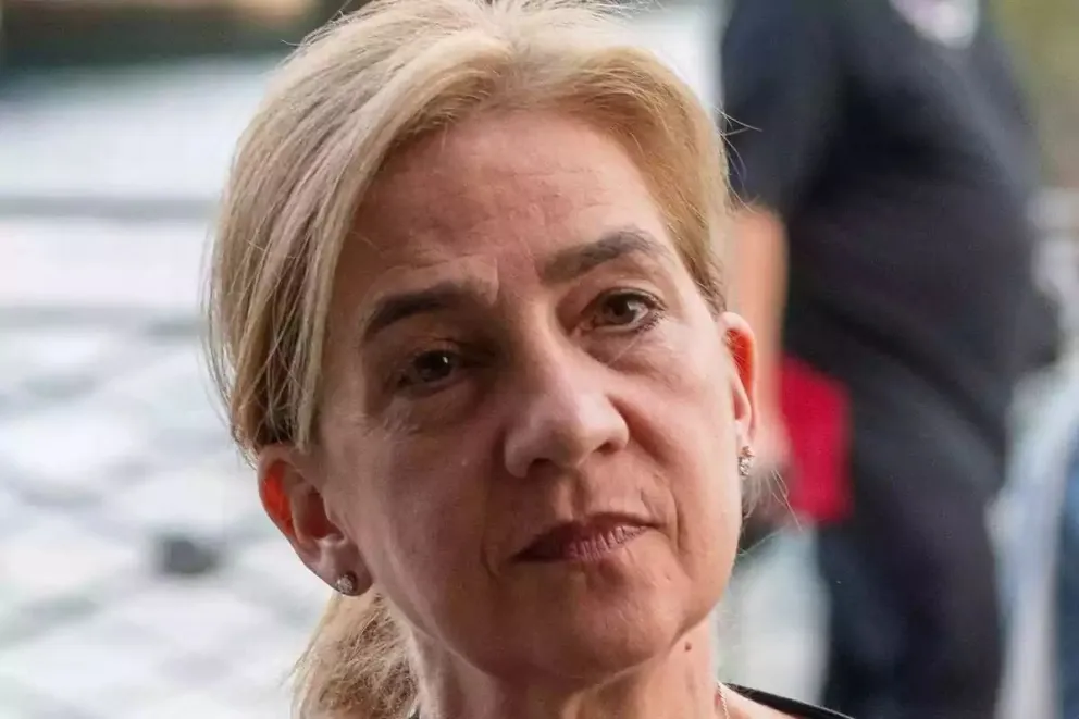 La Infanta Cristina enfrenta un difícil momento tras recibir devastador diagnóstico 
