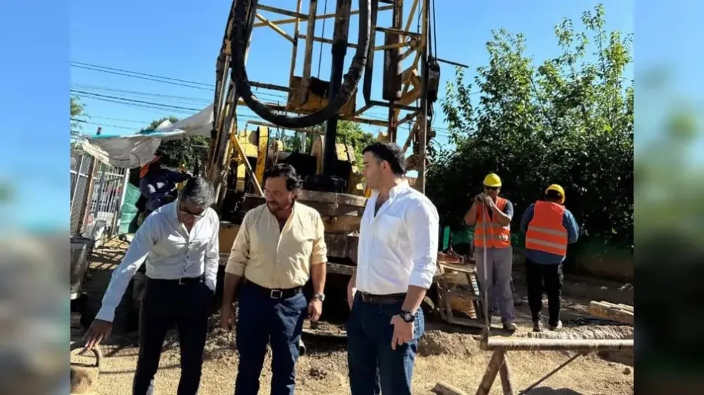 Gustavo Sáenz supervisó las obras del nuevo pozo en el Delmi: "El agua y saneamiento en Salta es política de Estado"