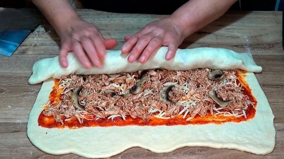 pizza enrollada - receta