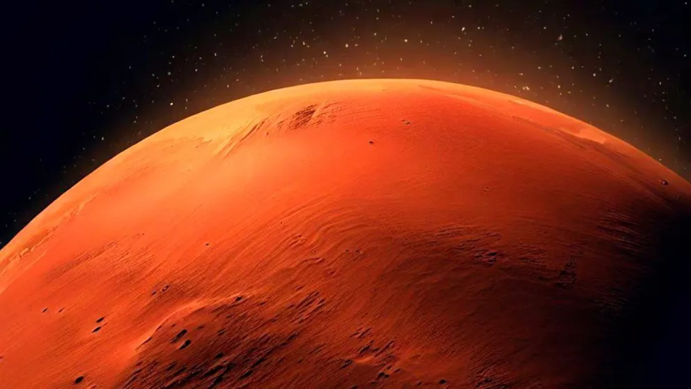 La NASA sorprendió con una impactante imagen de la superficie de Marte: ¿son restos de una nave espacial?