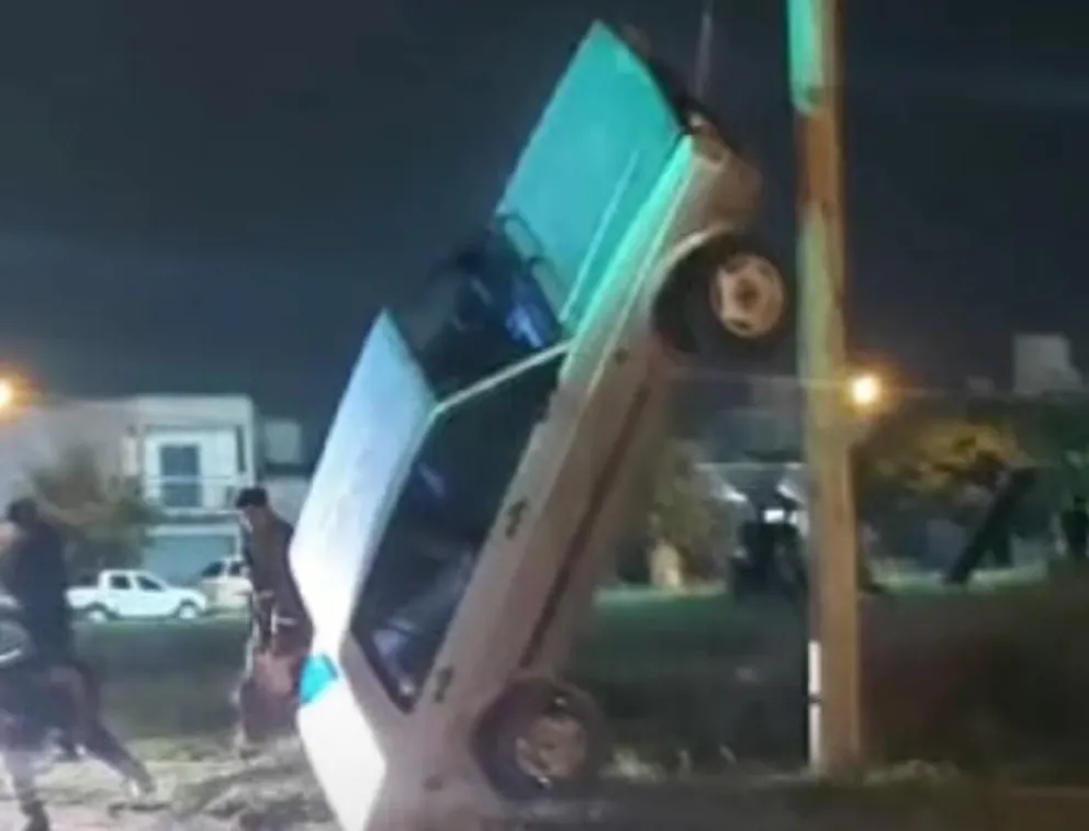 |VIDEO| Así fue el monumental derrape sobre Avenida Bolivia del auto que chocó en barrio El Huaico
