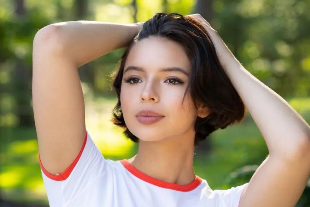 Esto hicieron internautas de las redes sociales con la cuenta de Instagram de Ángela Aguilar