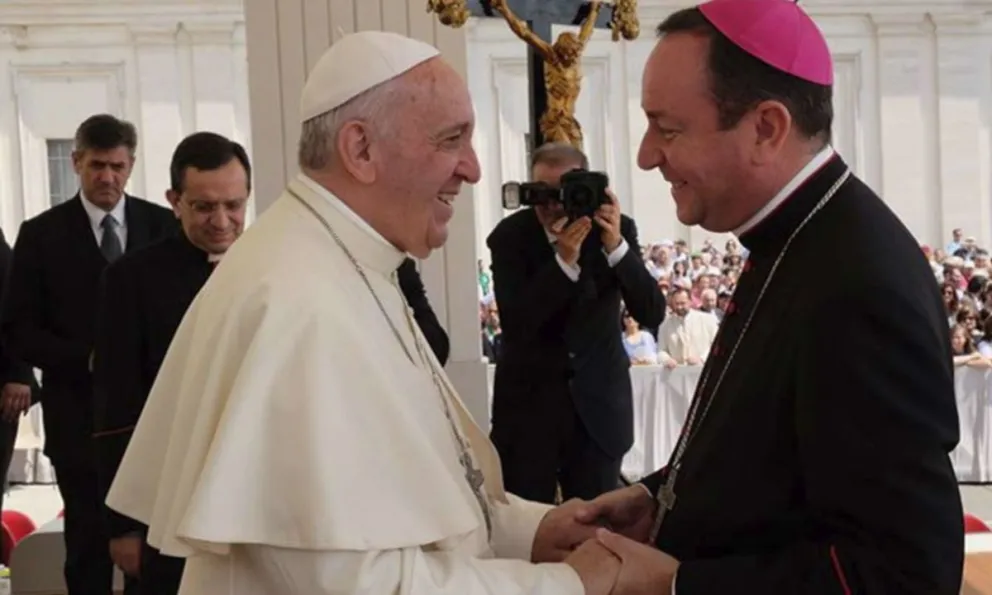 Víctimas de los abusos del obispo Zanchetta están que arde: denuncian protección del Papa Francisco y del clero