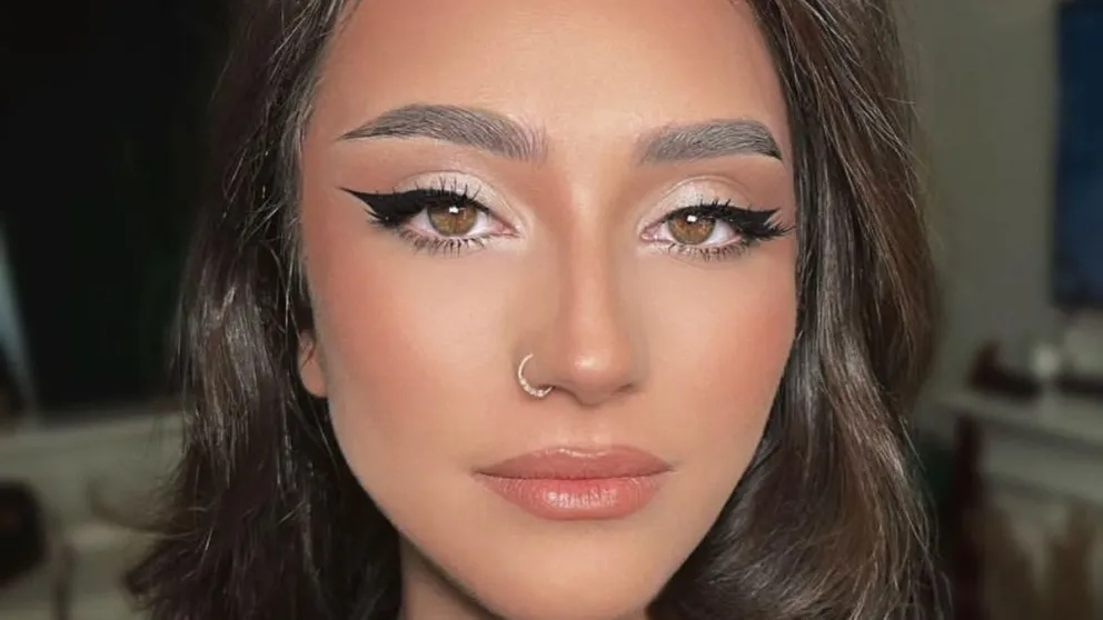 Conocé la técnica del delineado Cat Eye: estos son los sencillos pasos para hacerlo en casa