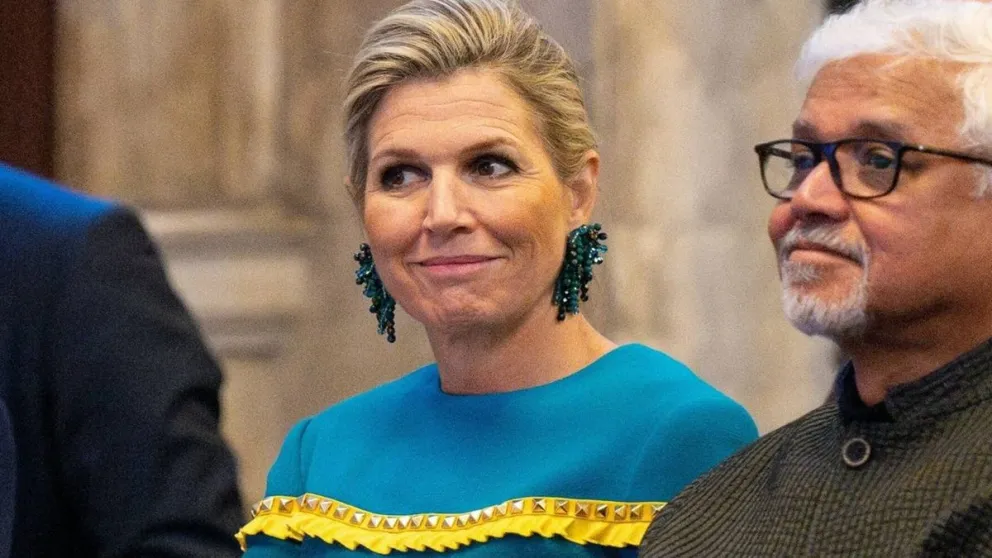 El look más arriesgado de la reina Máxima de Holanda: un vestido arcoiris que robó todas las miradas