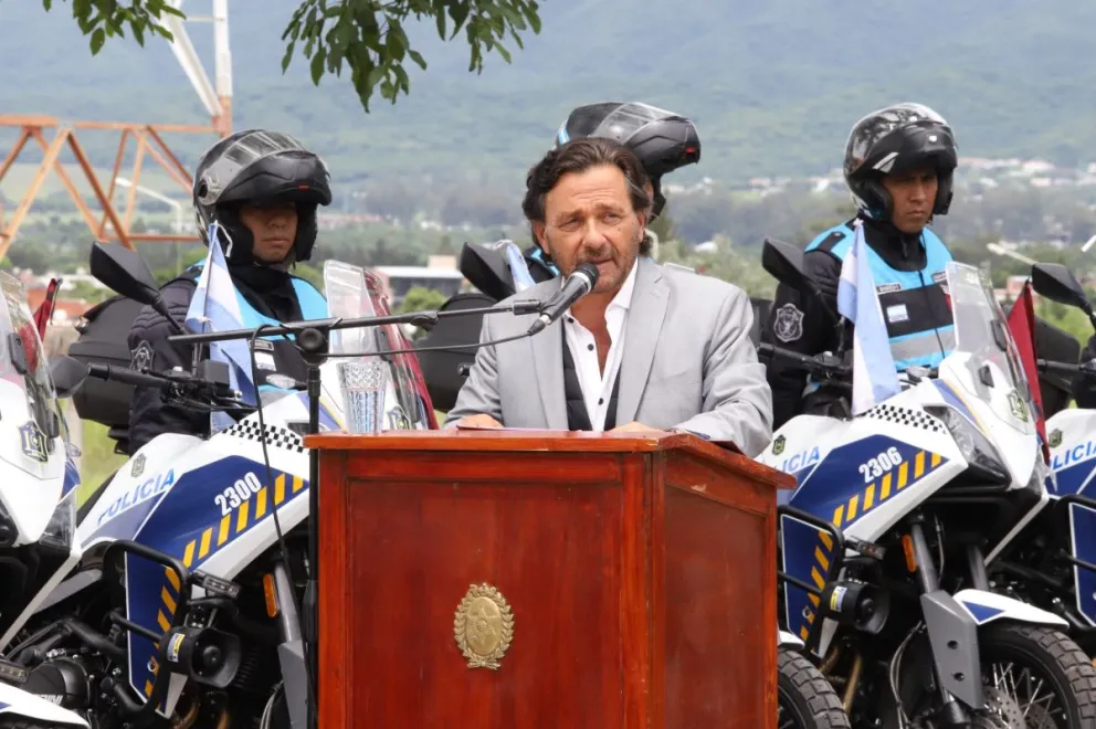Gustavo Sáenz: "Renovamos más del 45% del parque automotor de Seguridad"