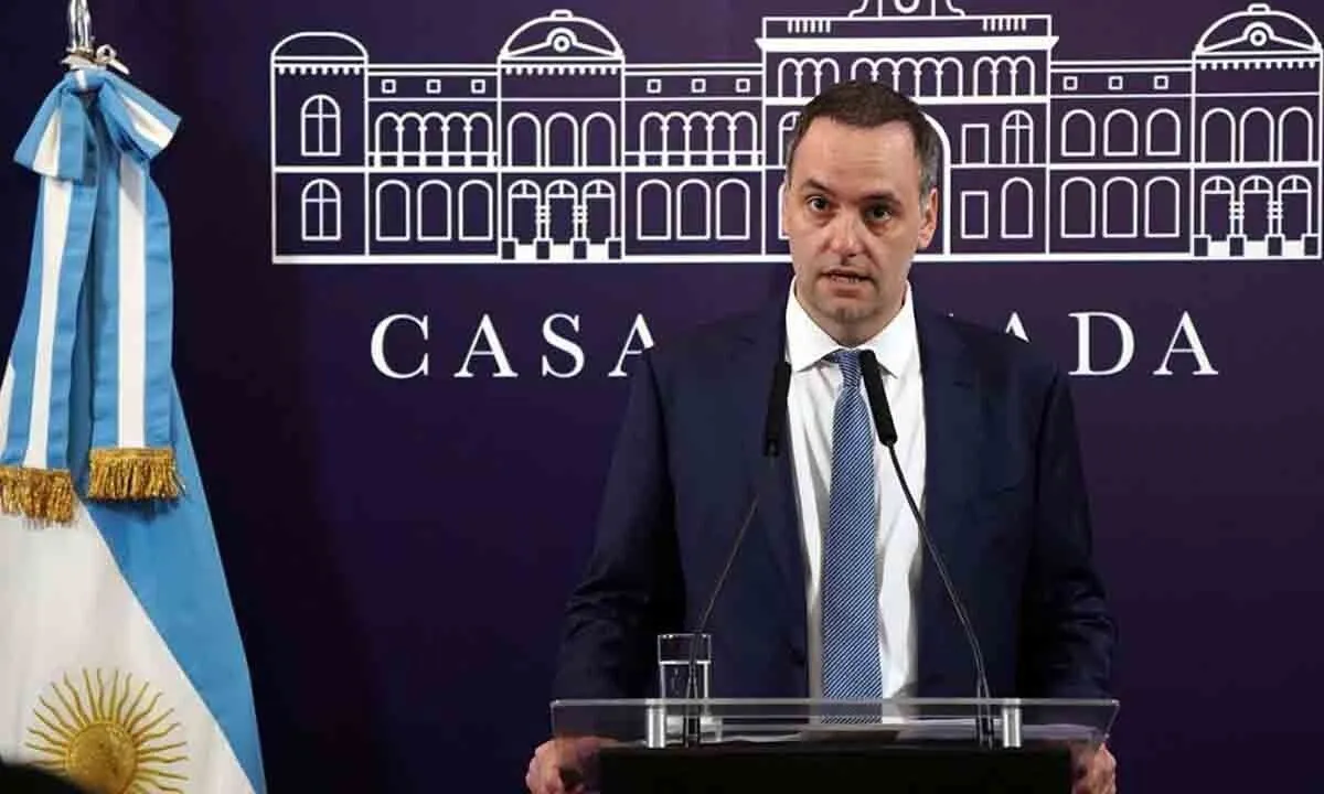 Manuel Adorni
