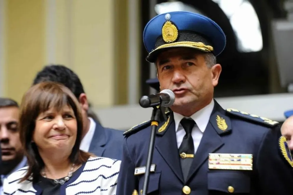 Escándalo en la Policía Federal: el jefe de la fuerza utilizó un avión oficial para su casamiento