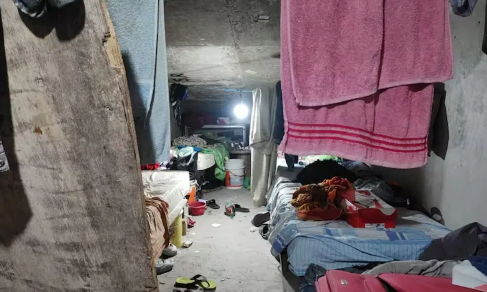 Explotación laboral: salteños vivían en condiciones inhumanas y estaban hacinados en un lujoso complejo