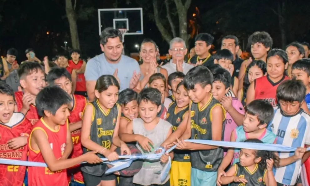 |FOTOS| Tartagal avanza: Franco Hernández Berni inauguró un nuevo playón deportivo