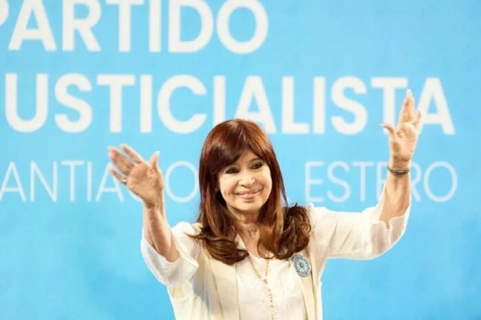 Día del Trabajador: Cristina Kirchner apuntó contra Javier Milei y llamó a la unidad “en defensa de una vida digna”