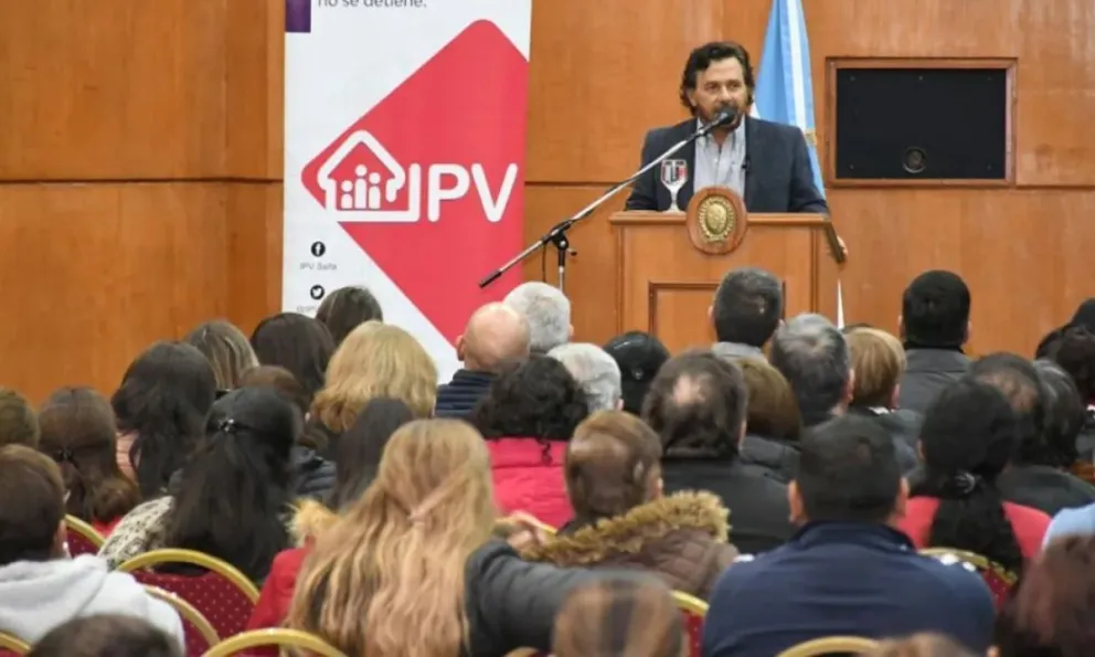 Gobierno de Salta: más de 300 familias recibirán escrituras de propiedad en un histórico acto