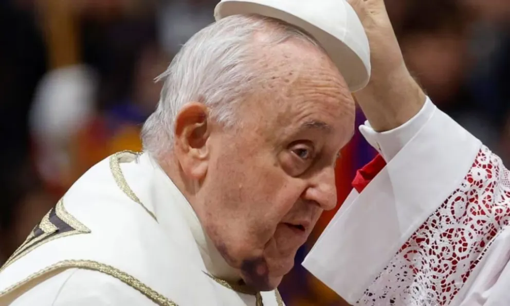El Papa Francisco se accidentó en el Vaticano