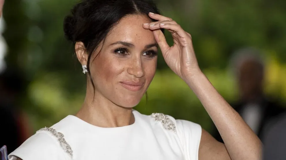El detalle en el atuendo de Meghan Markle que causó asombro y críticas en redes sociales