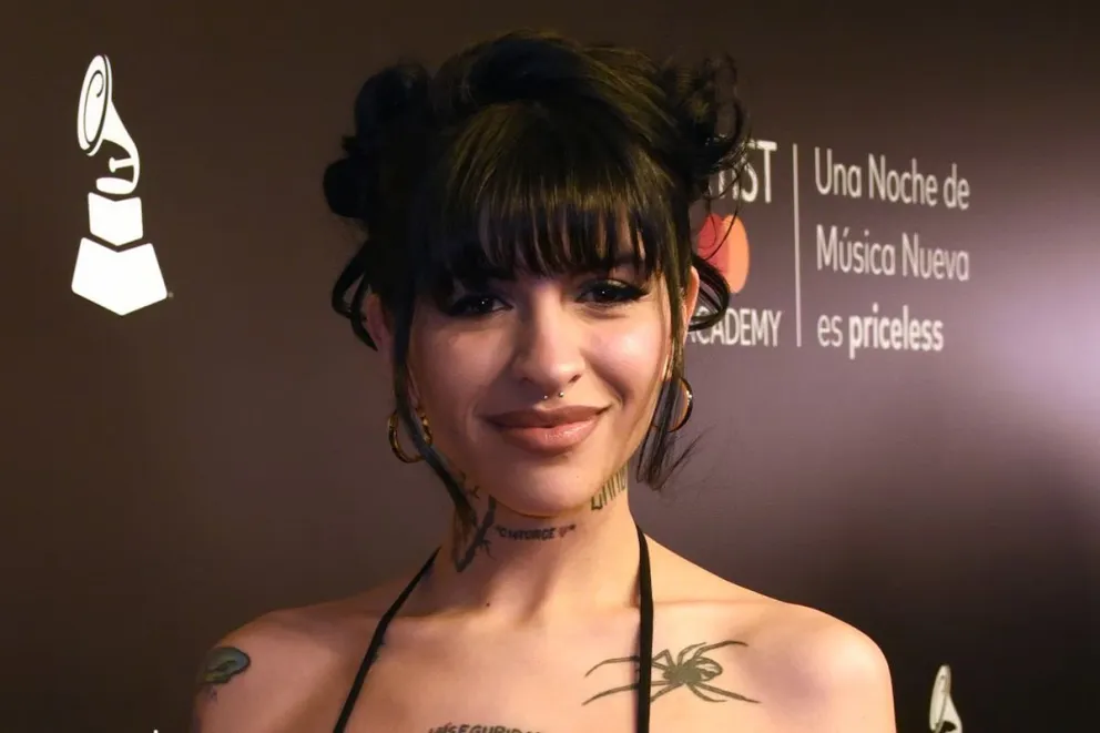 Luego de estar alejada de los escenarios, Cazzu regresó y esta persona fue la invitada especial