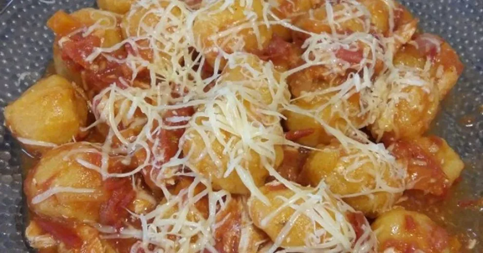 &ntilde;oquis de ricotta con salsa rosa - receta