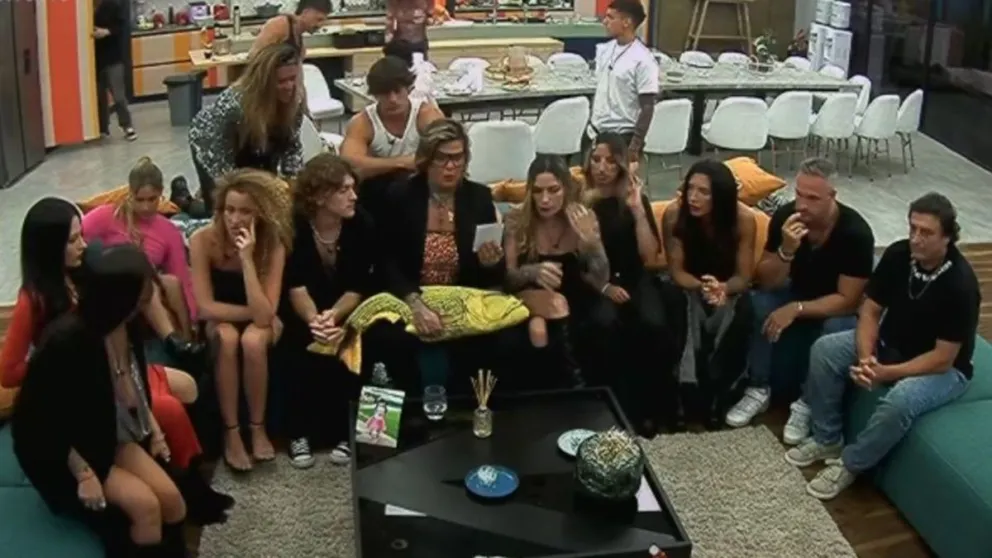 Un insólito enigma azota a Gran Hermano: cuál es el participante que toma el control de la casa mientras todos duermen