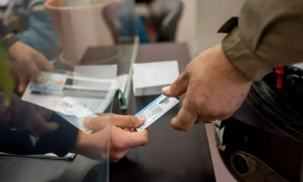 Desde ahora se podrá tramitar las licencias de conducir sin la necesidad de pagar multas en otras jurisdicciones