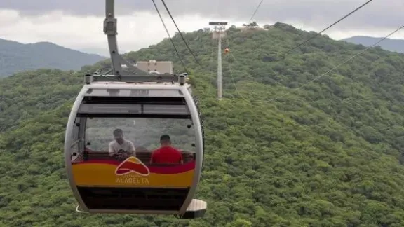 Gustavo S&aacute;enz Telef&eacute;rico Ala Delta 