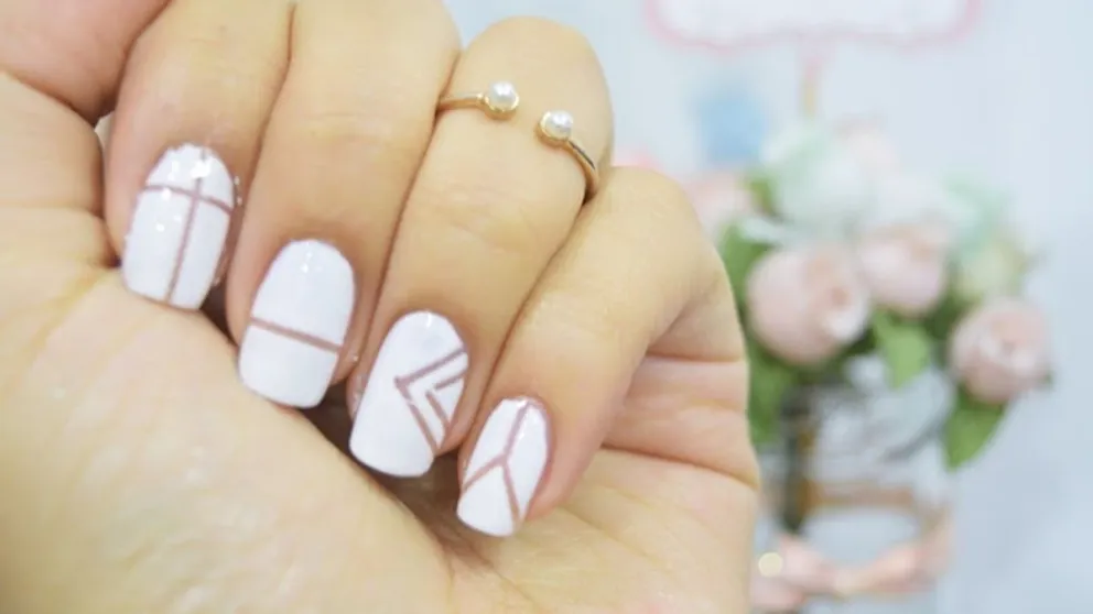 Tendencias de Nail Art para finalizar el 2024: los diseños que atraen amor, salud y fortuna 