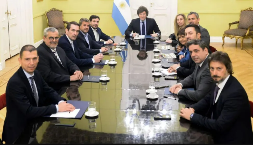 Crisis en la UCR: expulsaron del partido a tres diputados por respaldar los decretos de Javier Milei