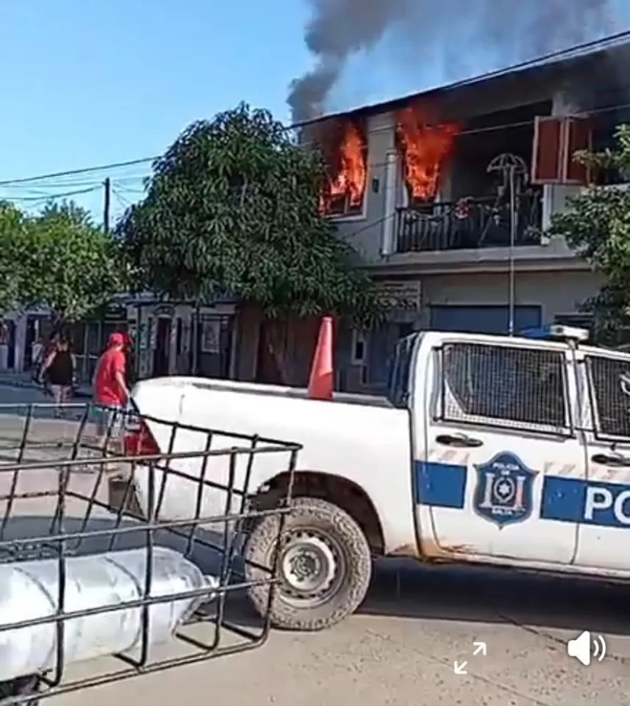 Incendio de una vivienda en Or&aacute;n 