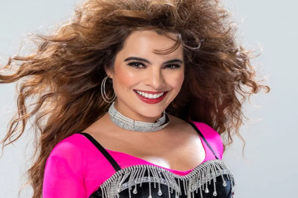 Gloria Trevi revoluciona las redes con un provocador clip en bikini desde Acapulco
