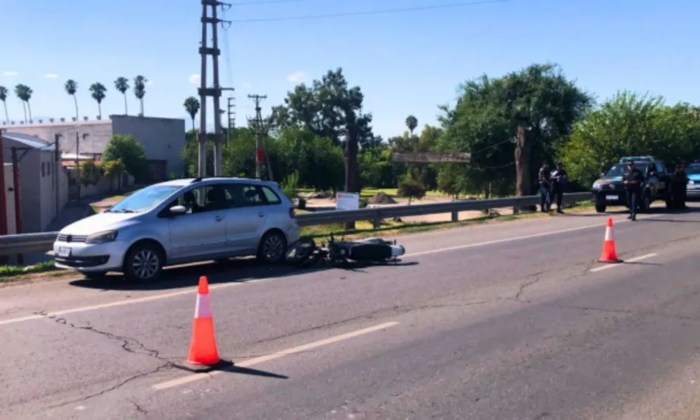 |ÚLTIMO MOMENTO| Fuerte accidente en Avenida Paraguay: un motociclista pasaría Año Nuevo hospitalizado