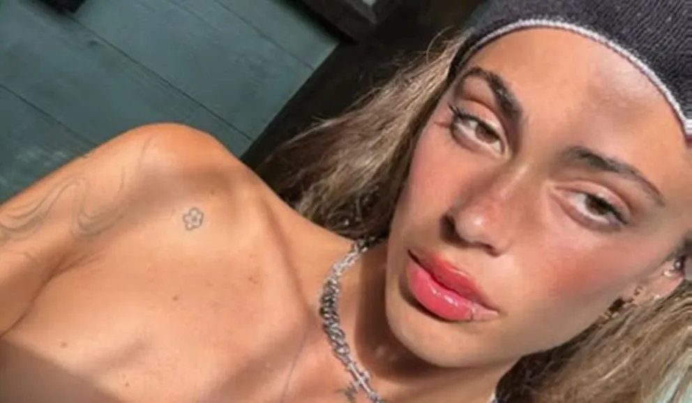 Las impactantes fotos de Tini Stoessel en traje de baño que avivaron rumores de cirugía estética