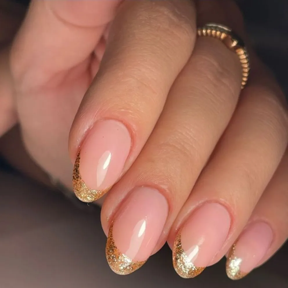 Glass French - Nail Art