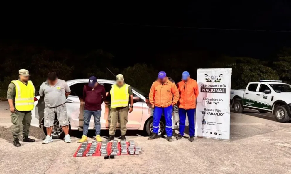 Narcotráfico en Rosario de la Frontera: delincuentes transportaban paquetes de cocaína ocultos en los zócalos