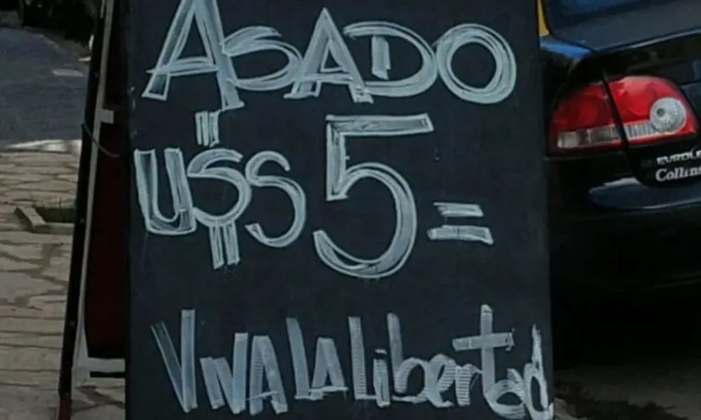 El Gobierno Nacional autorizó la publicación de precios en dólares