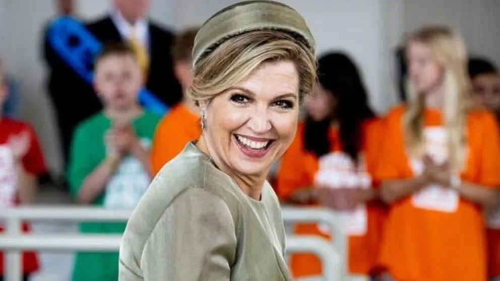 La reina Máxima deslumbró con su estilo inigualable en su reaparición oficial: un elegante look de moda circular