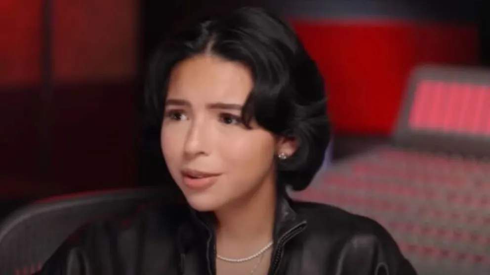 El bullying digital contra Ángela Aguilar se intensifica: víctima de un meme cruel y viral