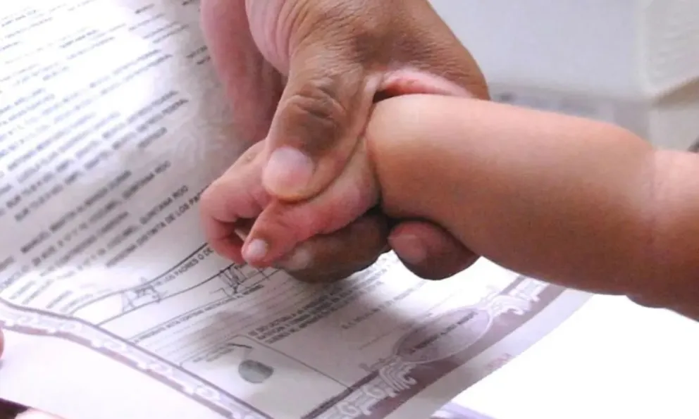 El Registro Civil difundió la lista de los nombres más elegidos en este 2024: una familia le puso "Milei" a su hija