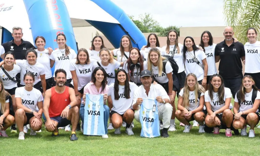 Gustavo Sáenz visitó al plantel de Las Leonas: “Reafirma la posición de Salta como una sede de referencia en el norte argentino" 