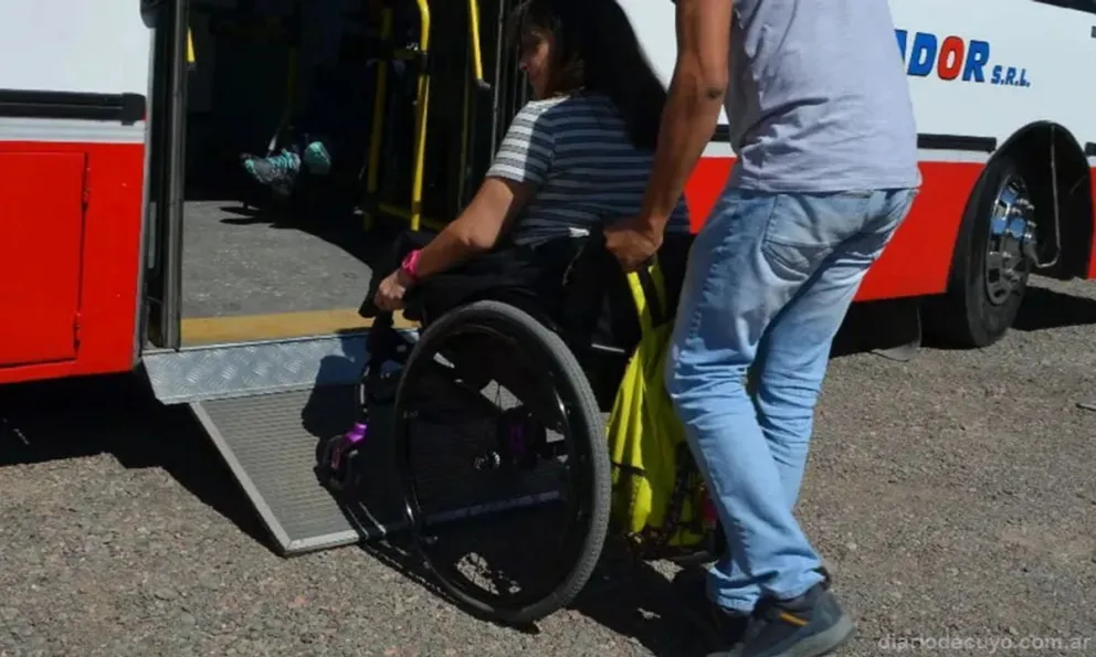 Colectivos inclusivos: SAETA presentó el recorrido de las unidades adaptadas para personas con movilidad reducida