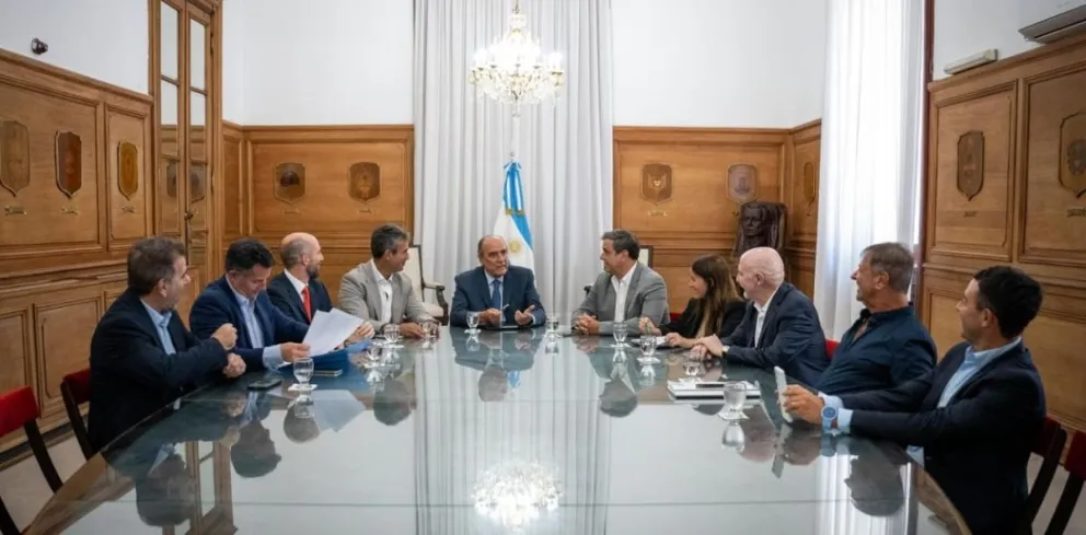 El Gobierno busca consenso para derogar las PASO, pero persisten las tensiones con los bloques opositores