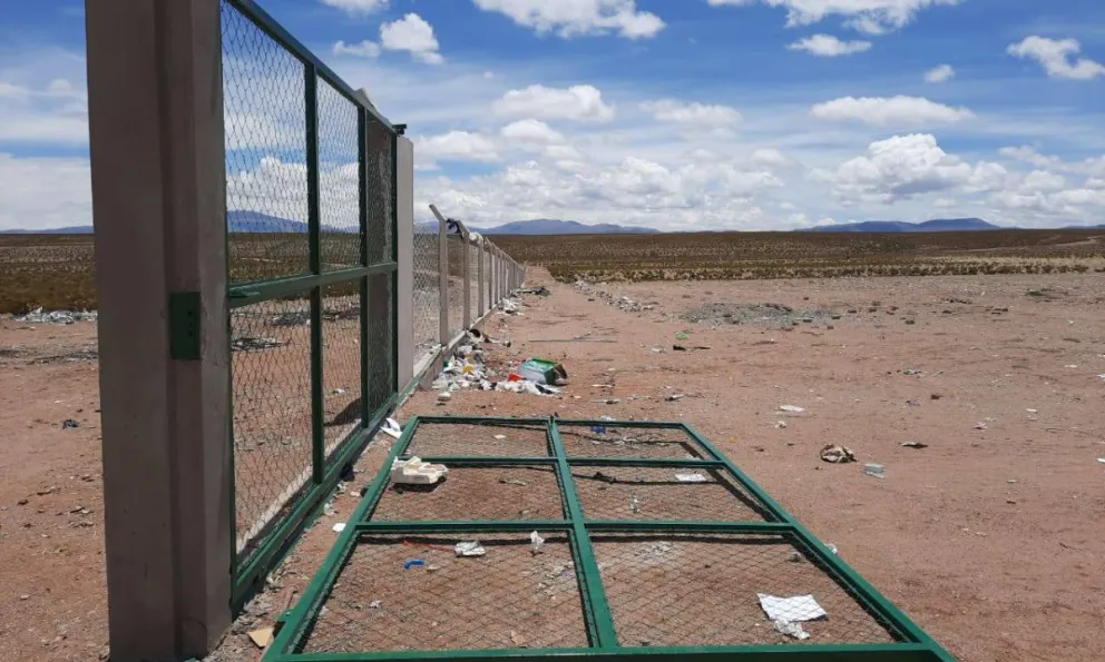El vertedero municipal de San Antonio de los Cobres fue vandalizado