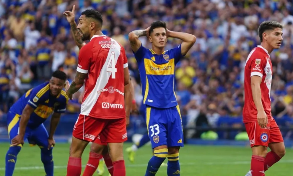 Boca Juniors y Argentinos Jrs se quedaron con un pálido empate en el debut del Apertura