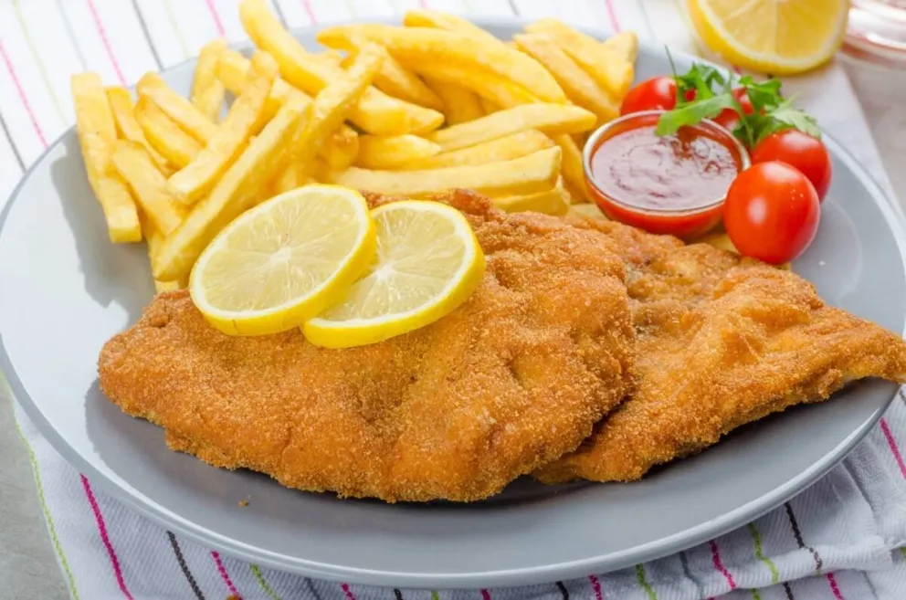 Adiós a la carne: te decimos cómo preparar crujientes milanesas de papa, una opción deliciosa y económica