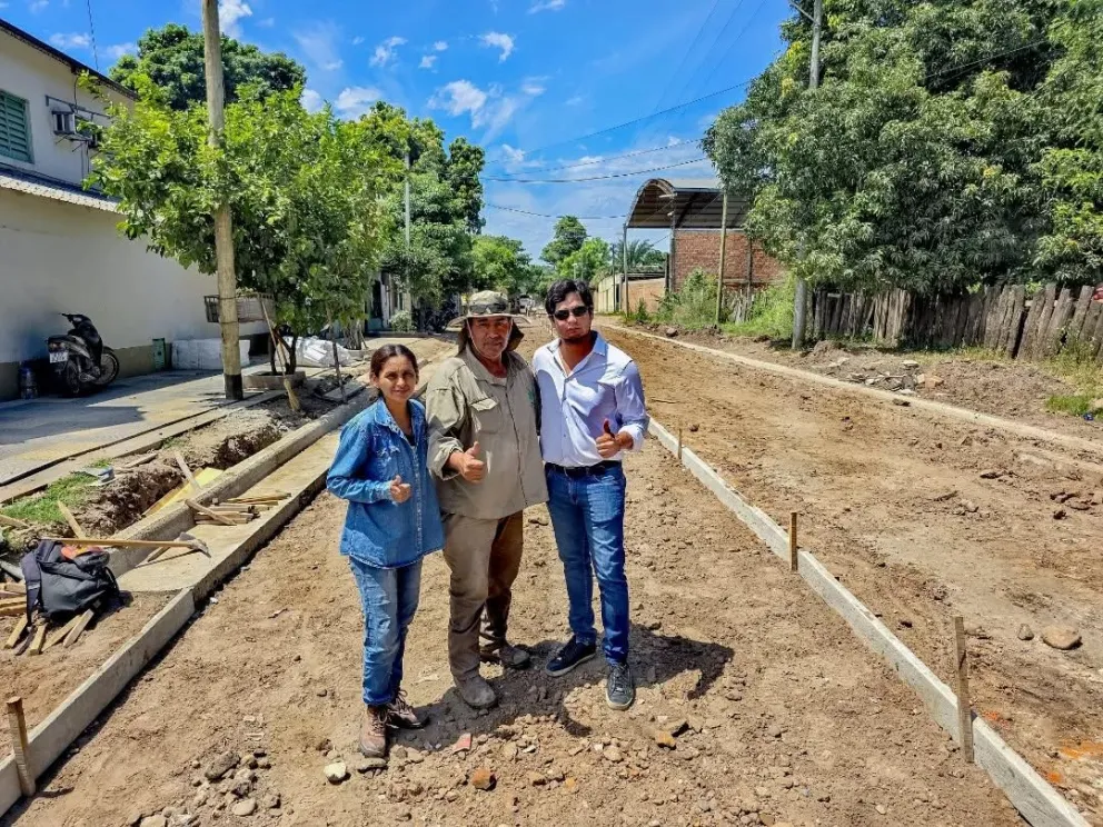 Avances en la pavimentación de Tartagal: una cuadra más para los barrios