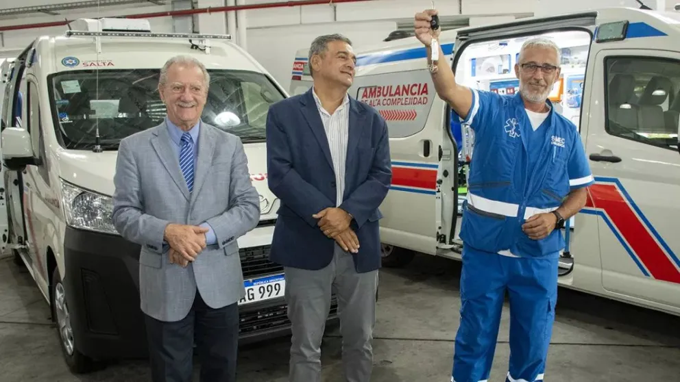 El SAMEC recibió del Gobierno tres ambulancias de alta complejidad