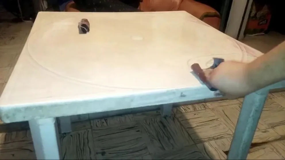 mesa de pl&aacute;stico - truco - restaurar